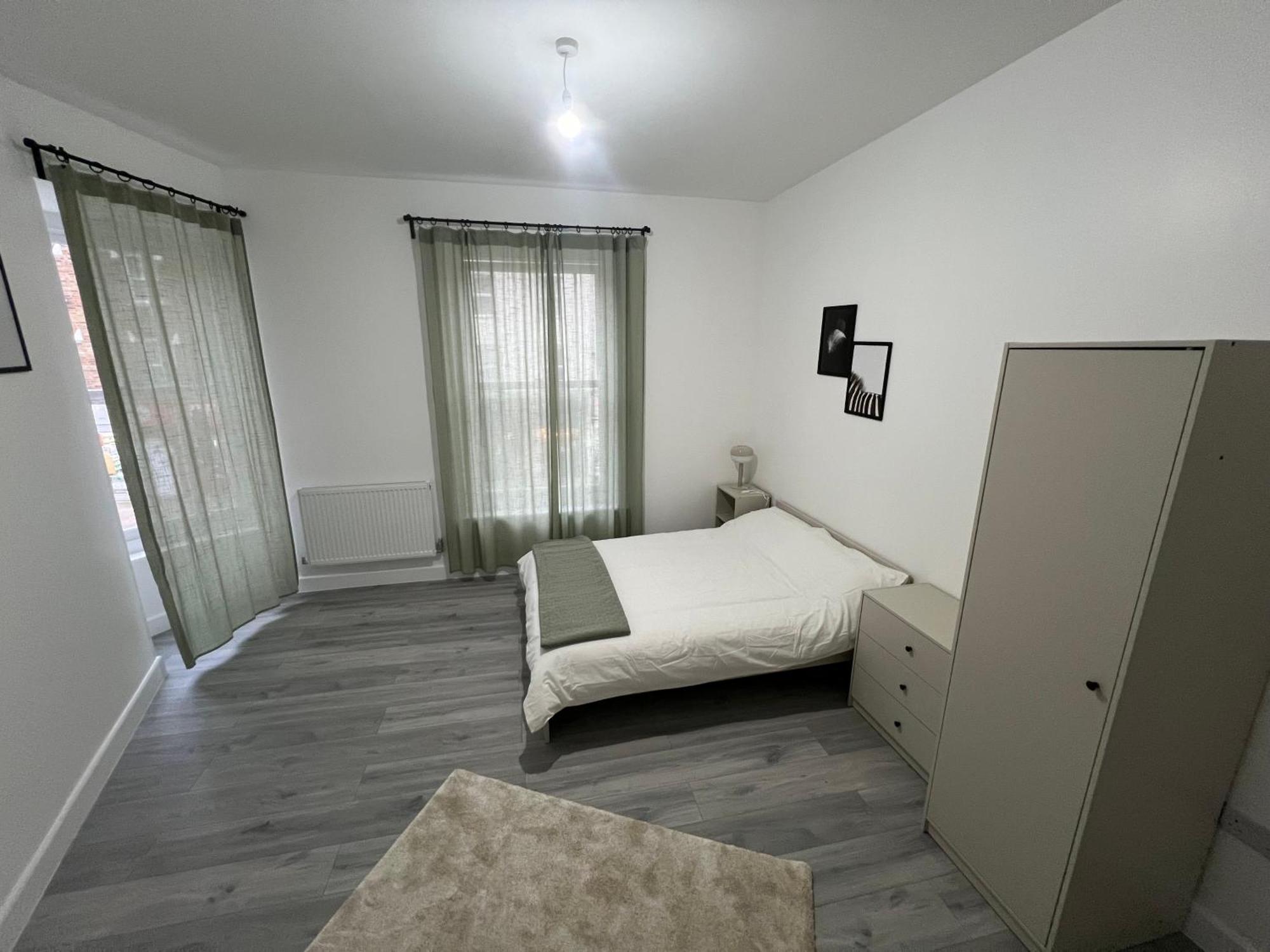 London Homes Екстериор снимка